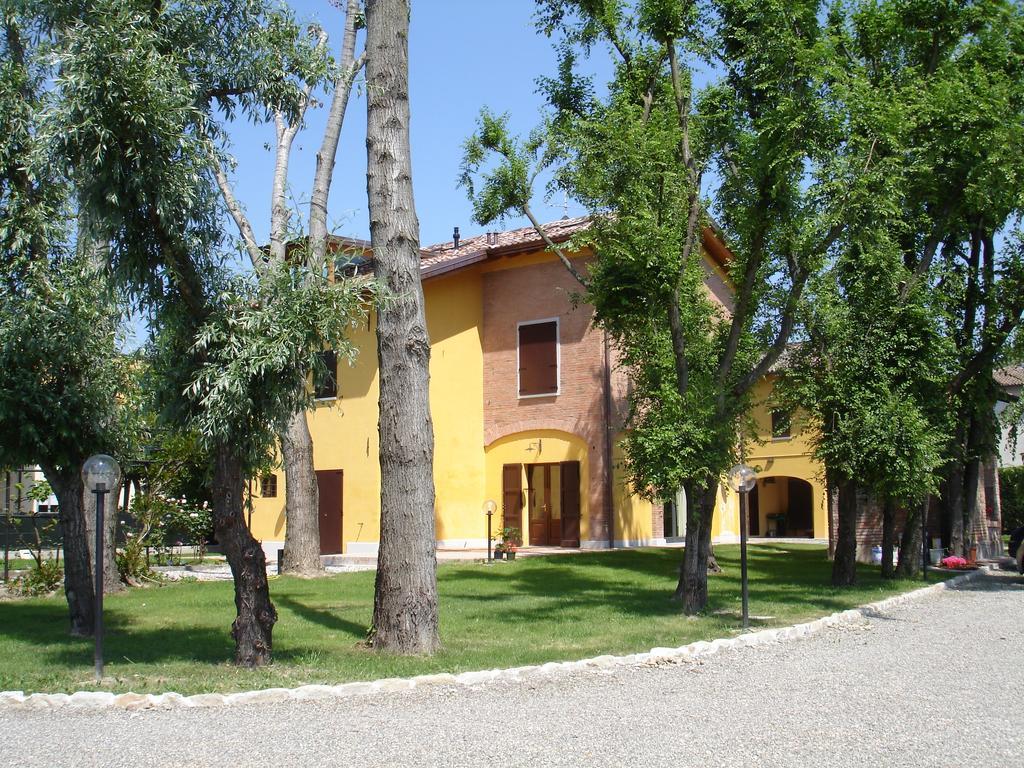 Hotel Fondo Giardinetto Modena Exterior foto
